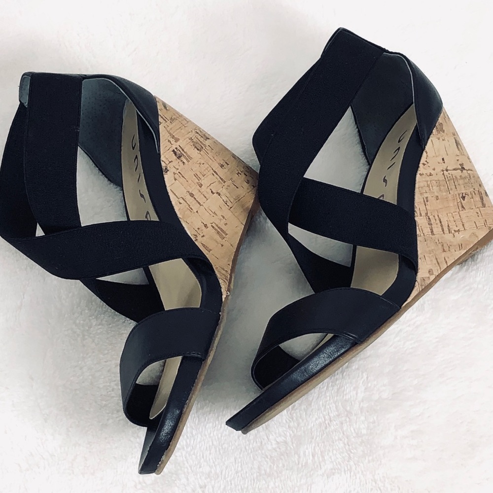 ⭐️HP 5/27⭐️ Unisa sandals